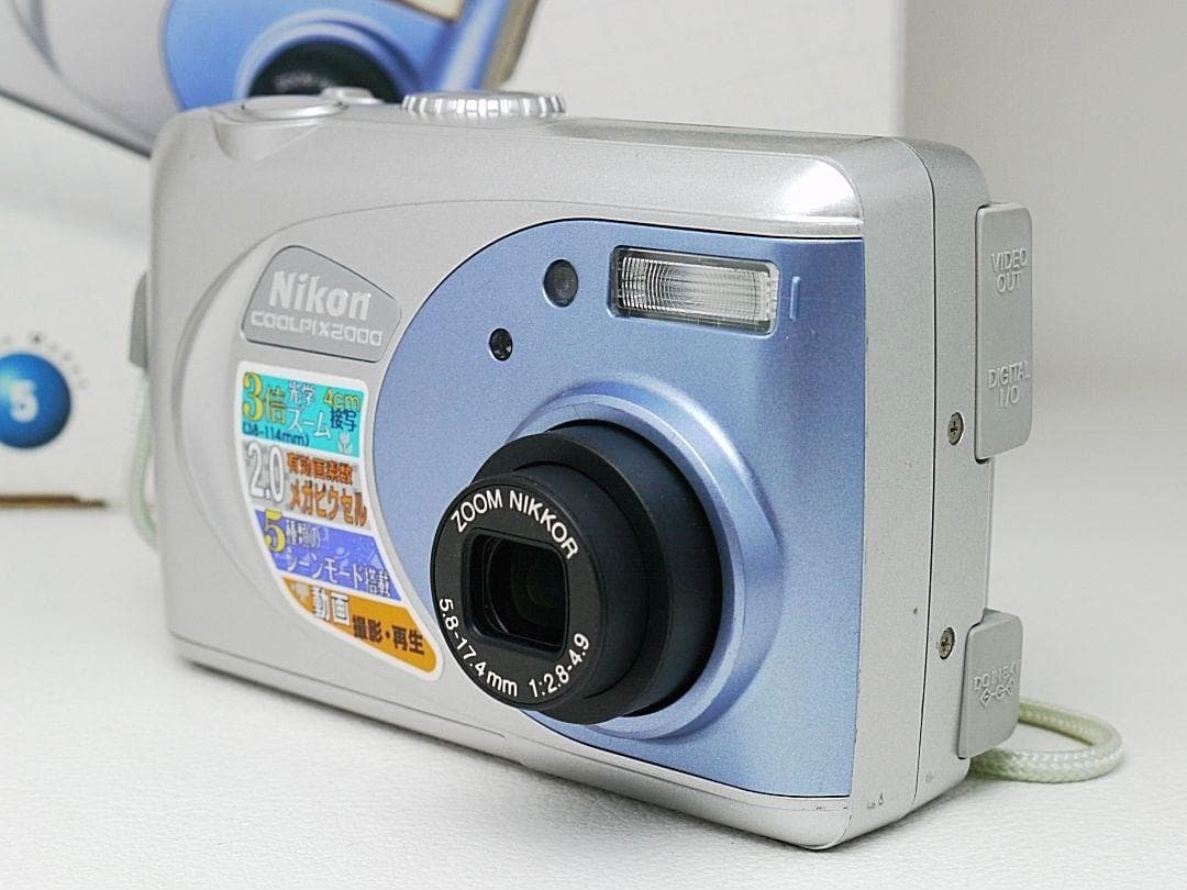 Nikon COOLPIX 2000 試写あり 良品 箱＆付属品付 単三電池仕様