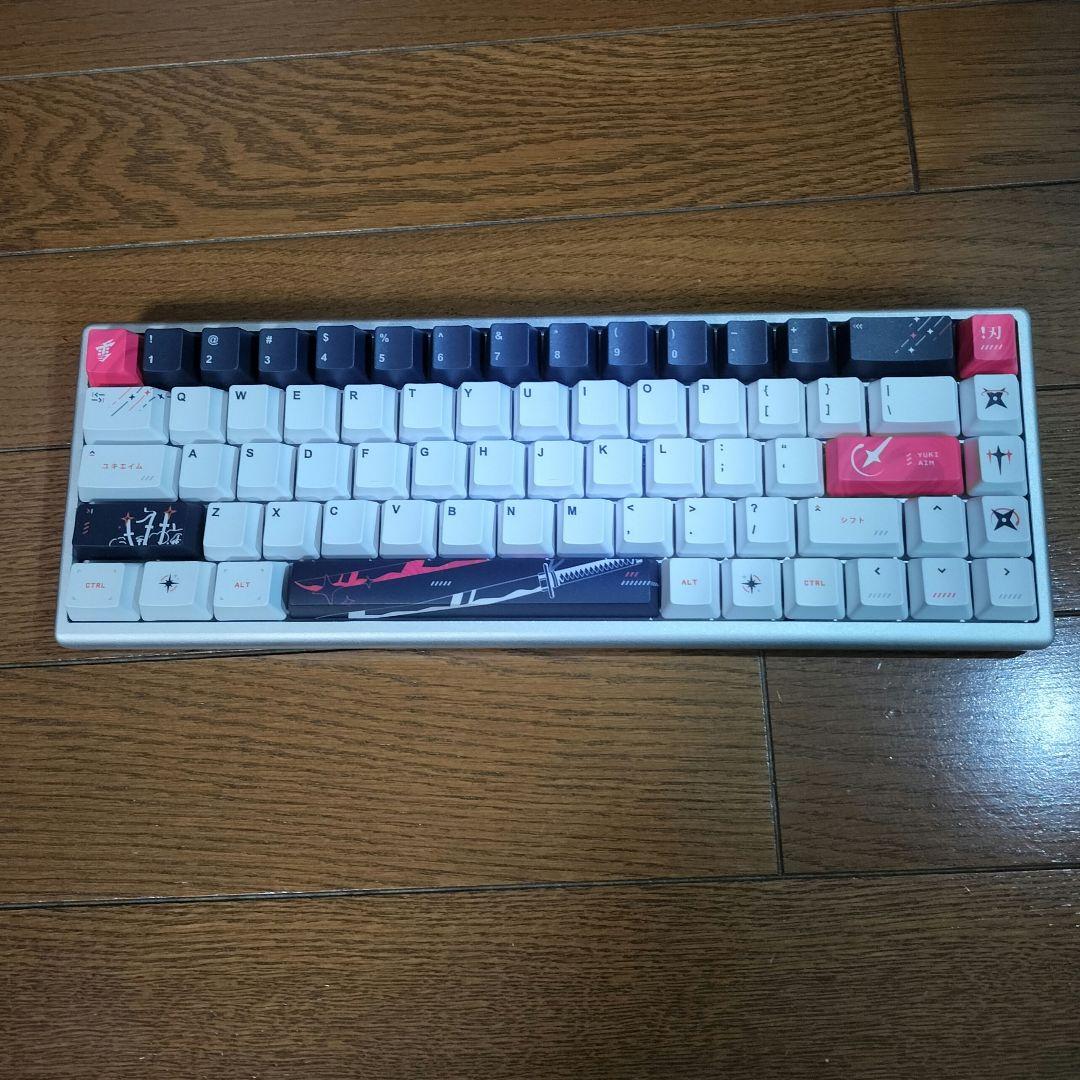 ゲーミングキーボード　yuki aim katana collection