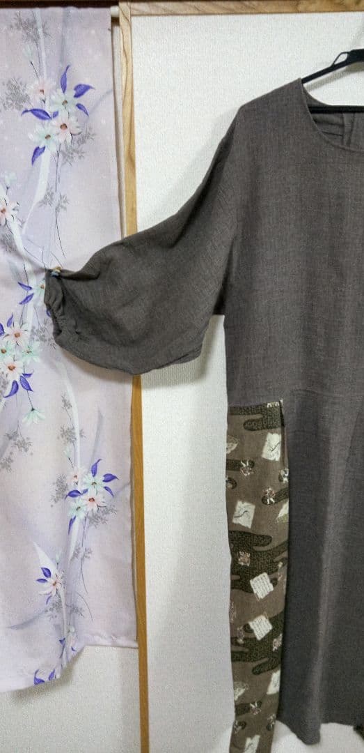 おしゃれなロングワンピース(着物柄付き)(4)