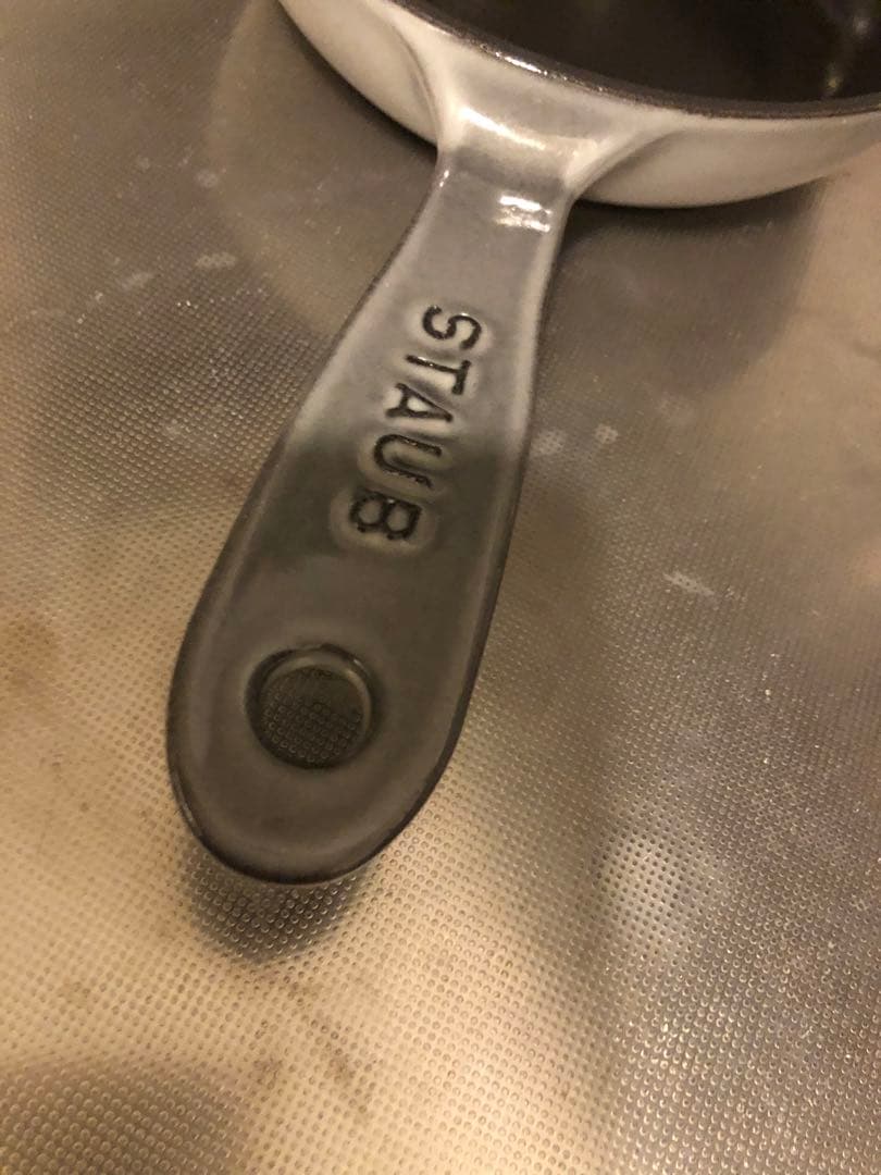 使用一回　STAUB ストウブ スキレット鋳鉄16cm