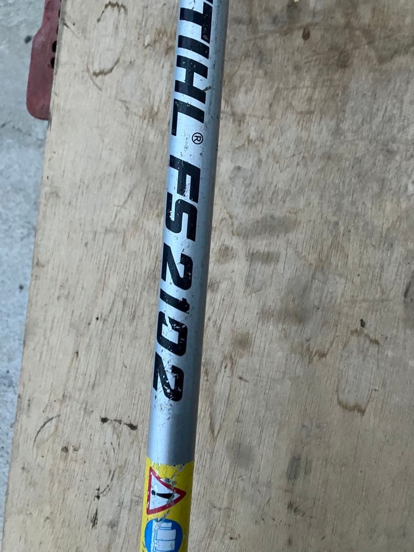 ￼STIHL FS2102