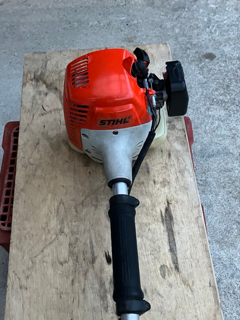 ￼STIHL FS2102