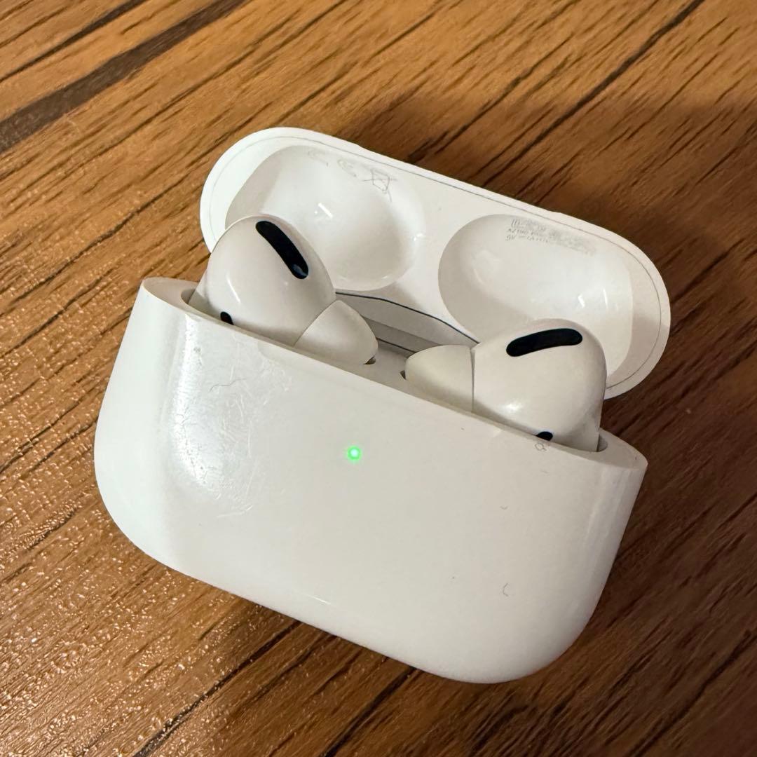 AirPods Pro 1 ワイヤレス充電ケース付き