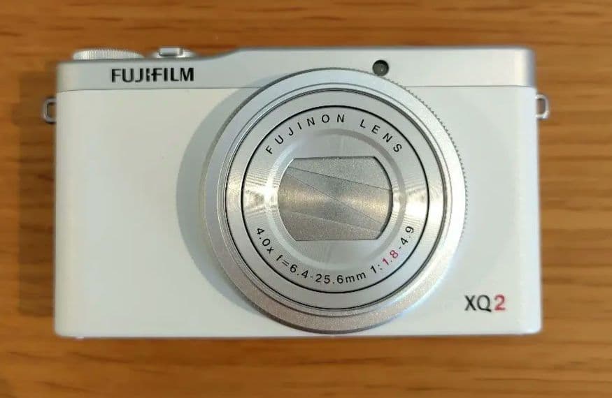 新品未使用 FUJIFILM XQ2 ホワイト 【レア品】