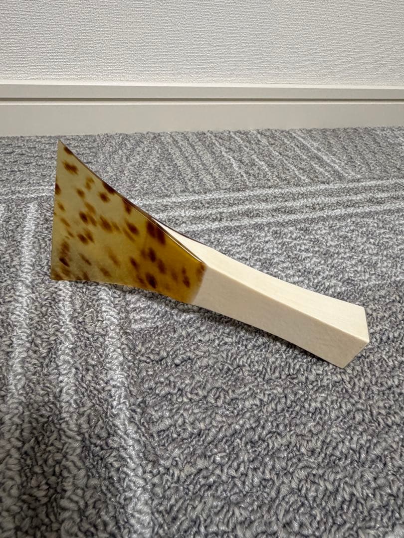 高山製/津軽三味線鼈甲バチ ベージュ 茶色　最高級手元