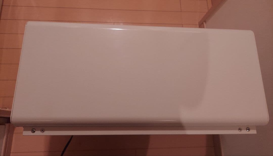 蓄熱式電気暖房器　アルディミニ