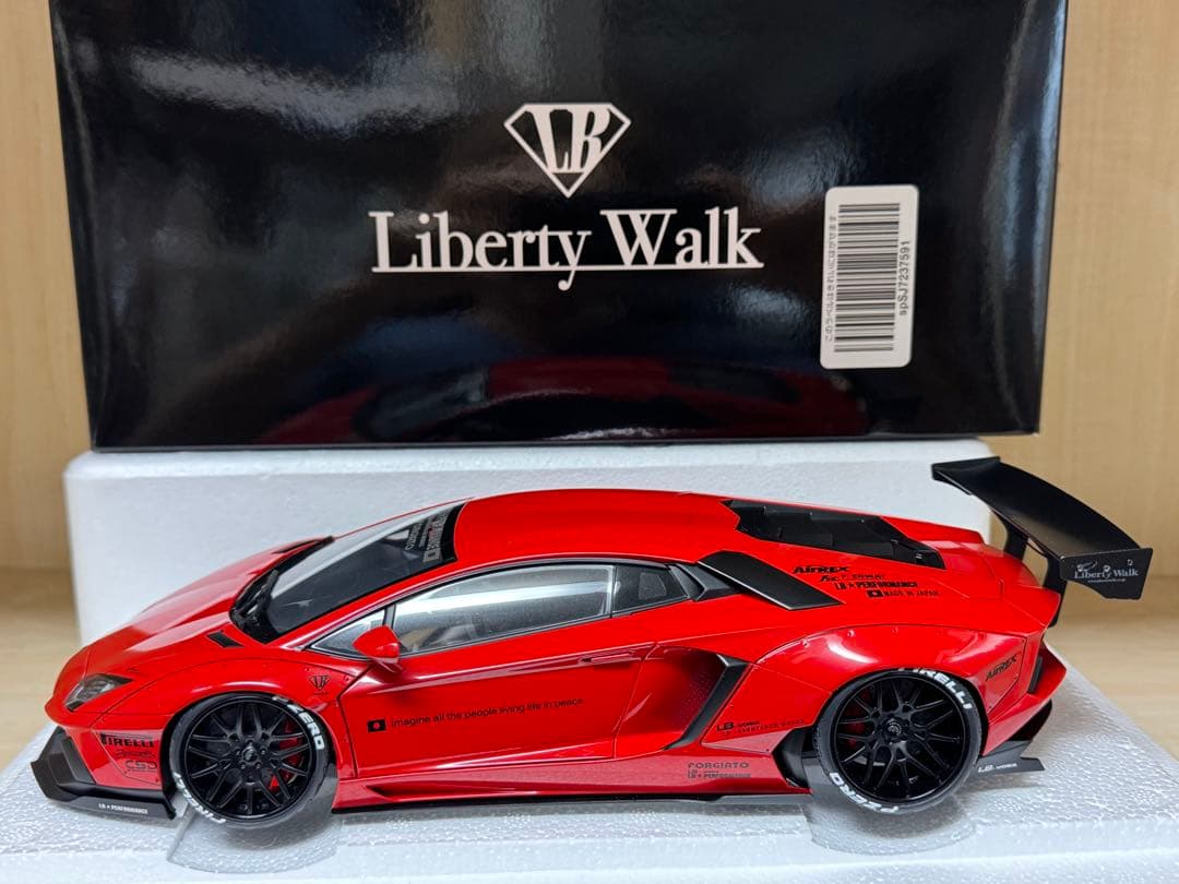 オートアート 1/18 LB-WK ランボルギーニアヴェンタドール (RED)