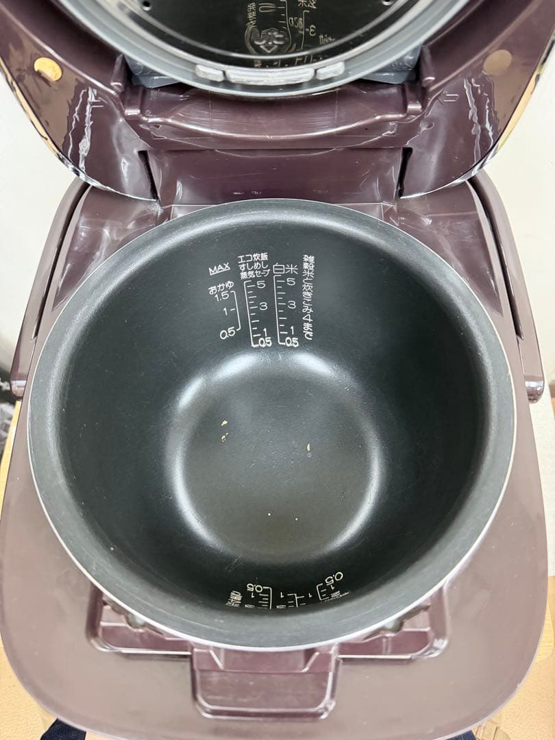 象印 Zojirushi 圧力IH炊飯器 NW-JA10（5.5合）2017年製