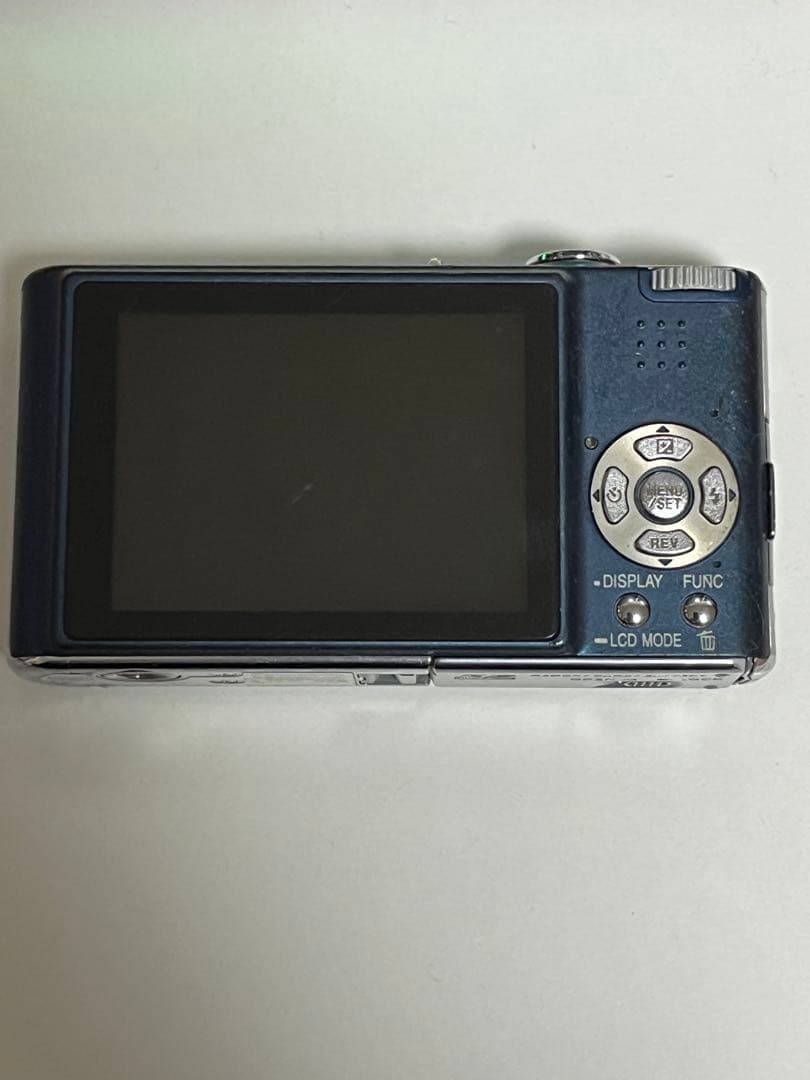 Panasonic Lumix DMC-FX30 コンパクトデジタルカメラ