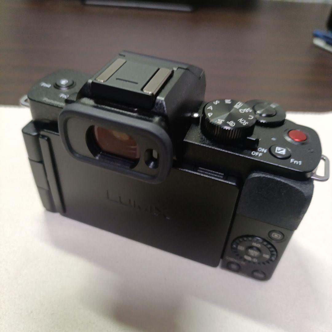 美品 パナソニック Panasonic LUMIX DC-G100D ボディ