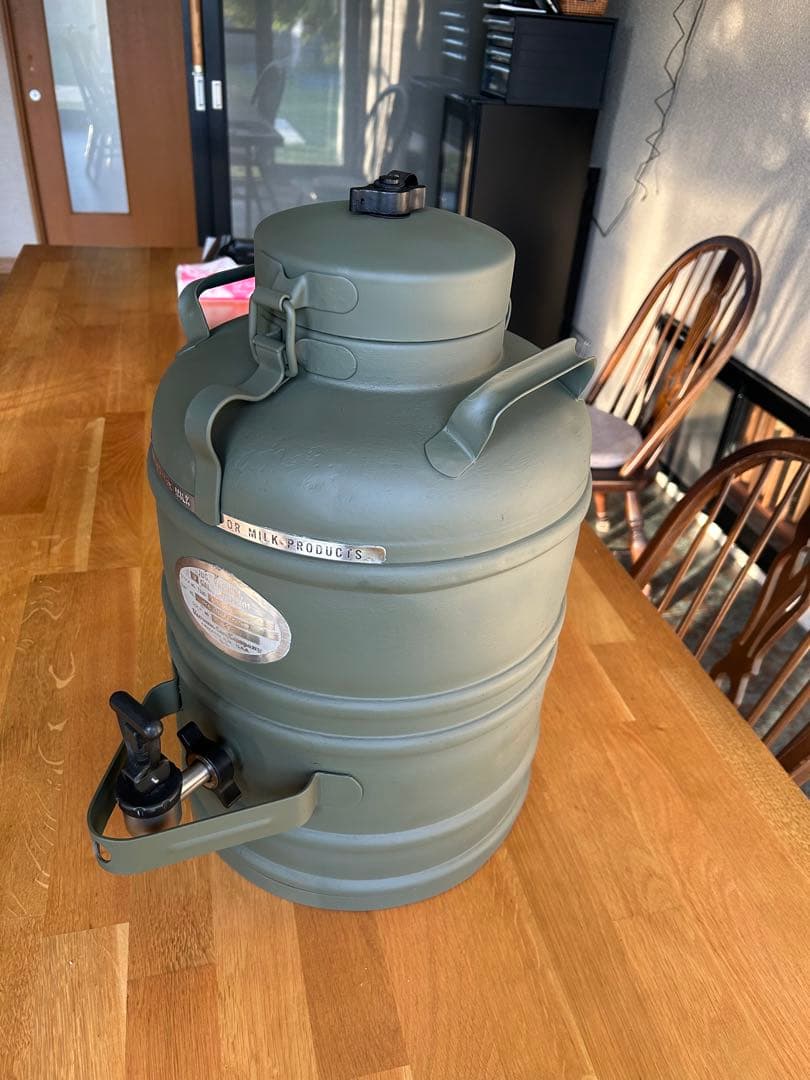 米軍　ウォータージャグ　ミリタリー