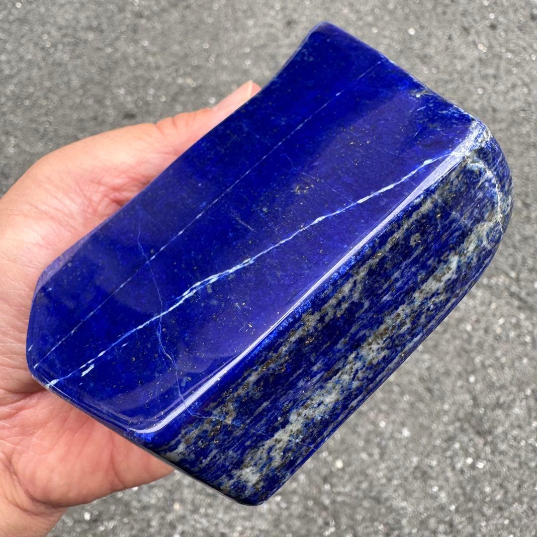 ☆ラピスラズリ☆5A☆金運☆約594g☆アフガニスタン産☆天然無着色☆磨き原石