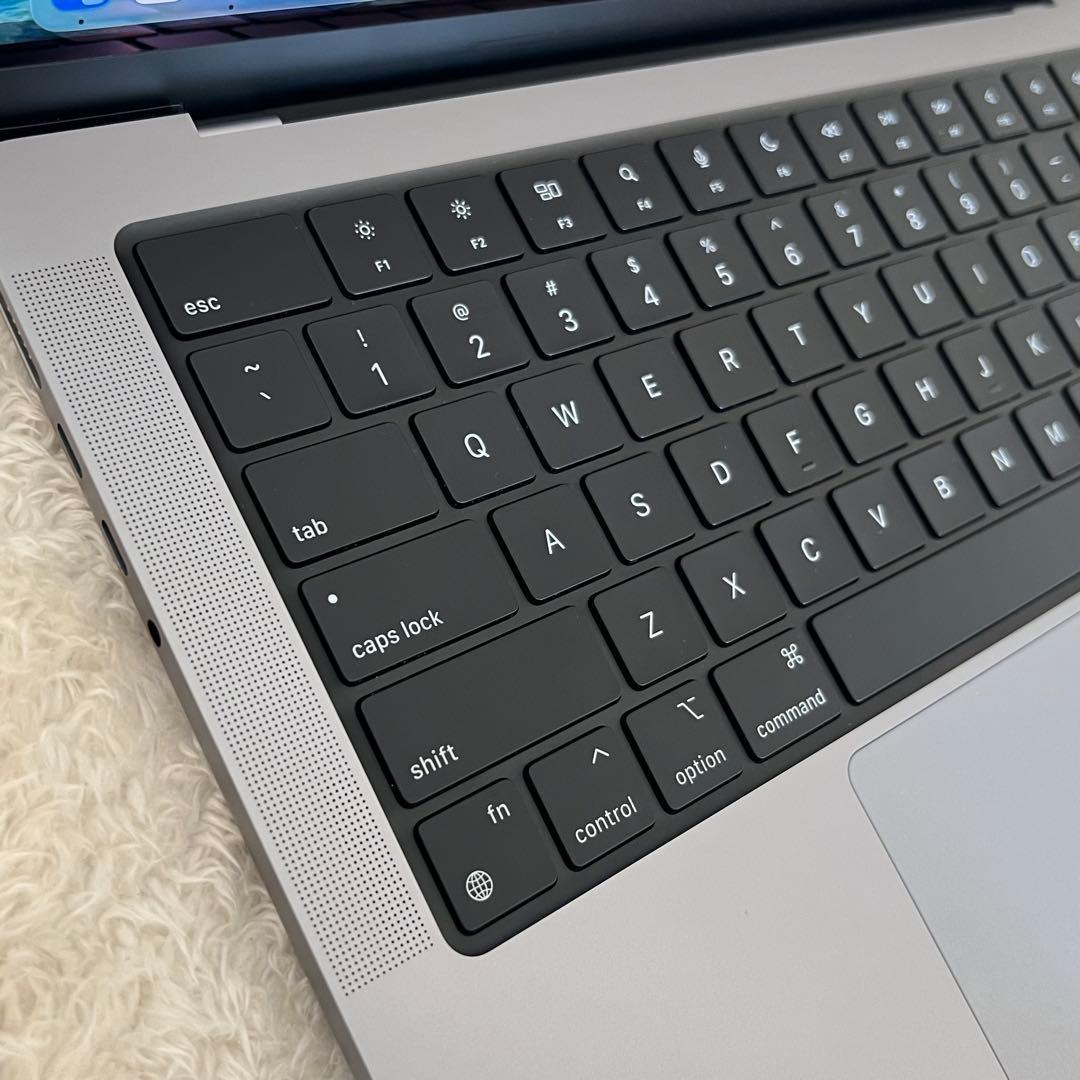 MacBook Pro M1 Pro 16GB/512GB USキー美品