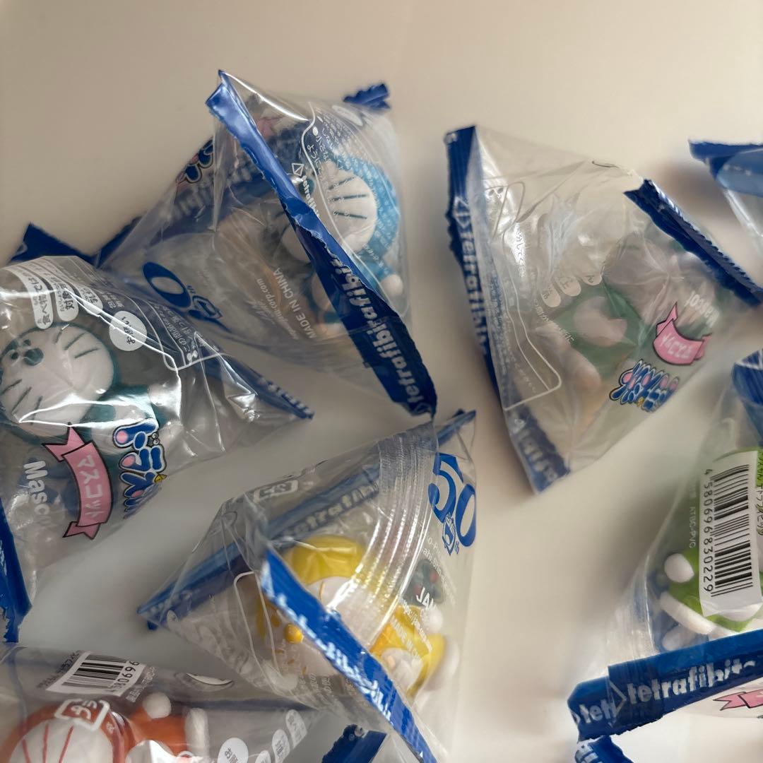 ドラえもん　テトラフィビッツ　マスコット　フィギュア　12 個