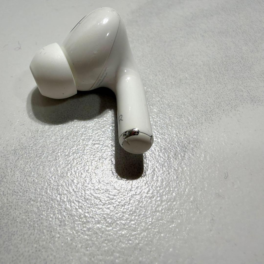 AirPods Pro 2 本体 充電ケース付き