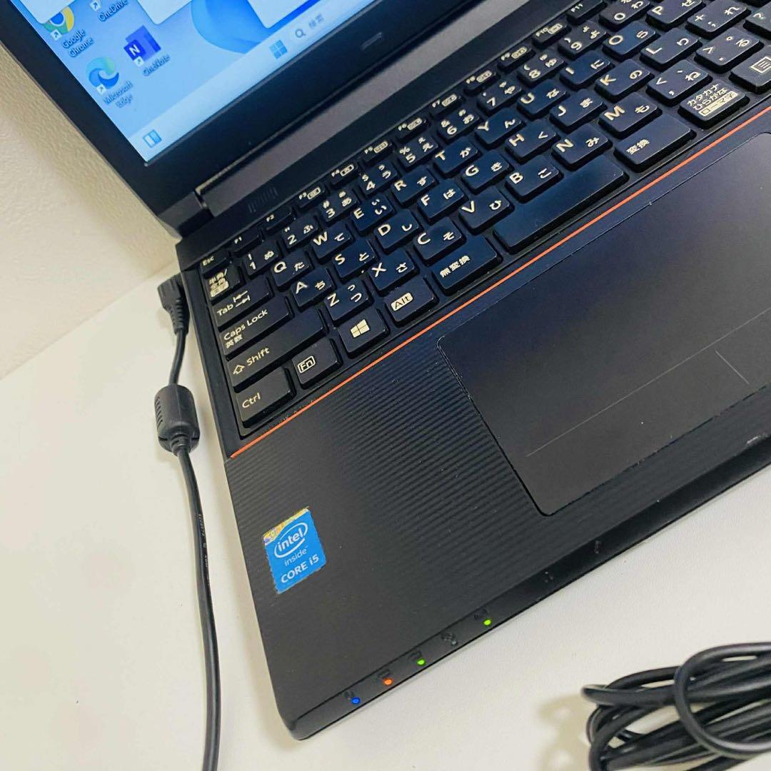 Y147 Fujitsuノートパソコンi5 SSD256G高速Windows11