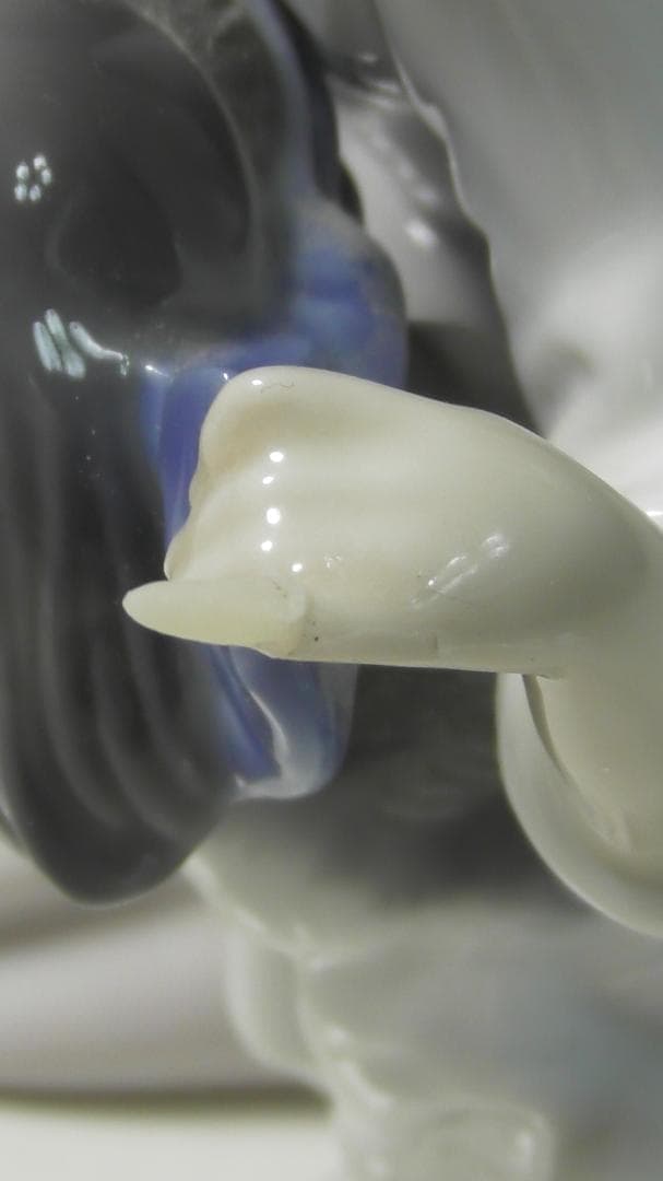 LLADRO　リヤドロ【おめかし】リアドロ　インテリア　陶器　Ｌ546