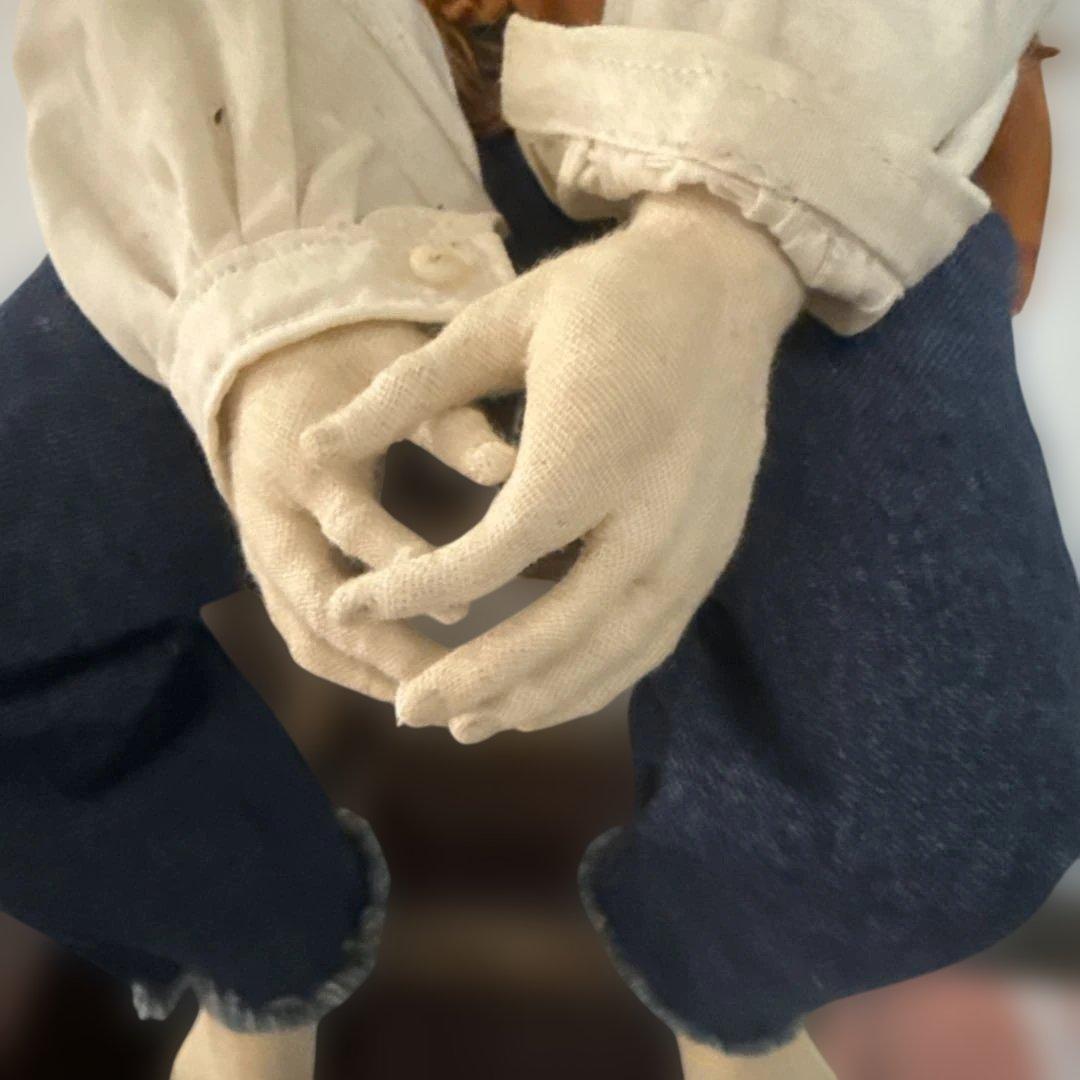 憂いのある男性　人形