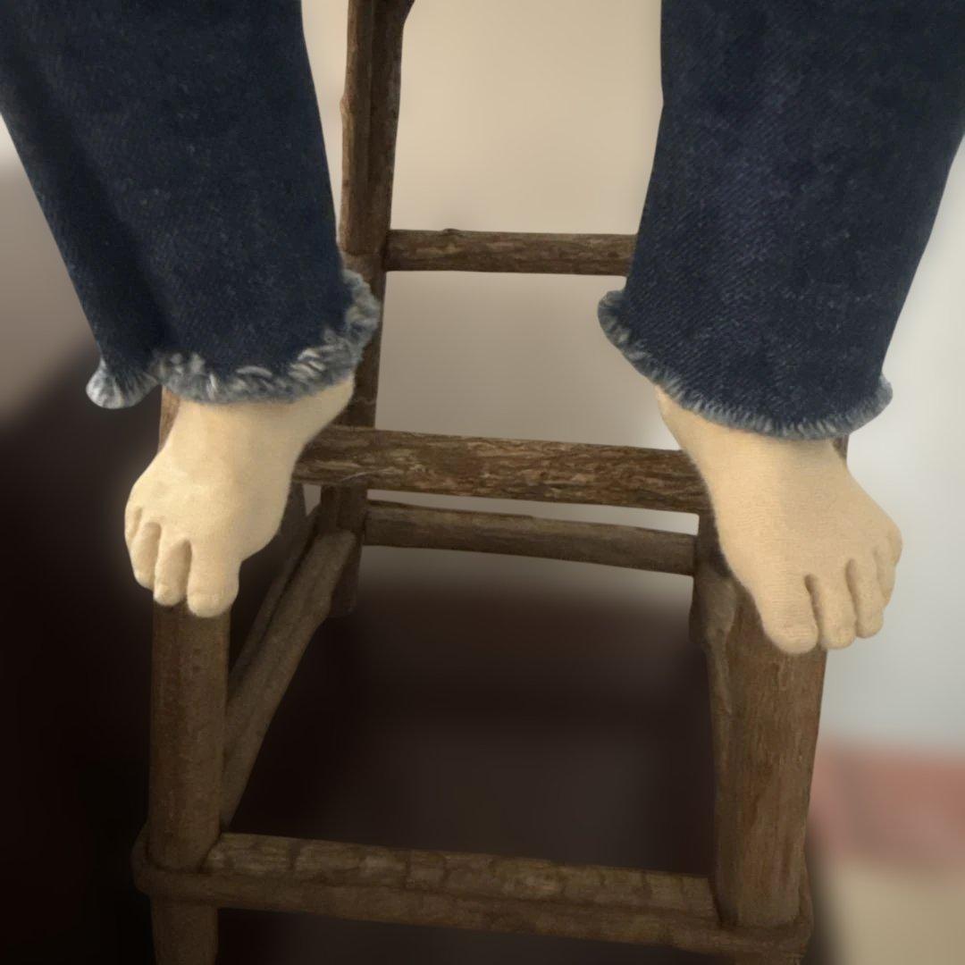 憂いのある男性　人形