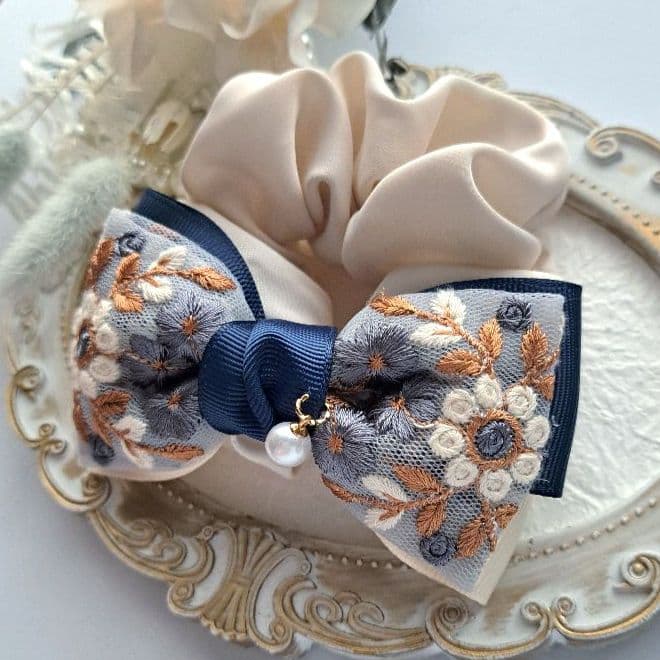 j様お取引中⭐3530⭐❣️大人可愛い春夏アクセ❣️オリジナル✴インド刺繍