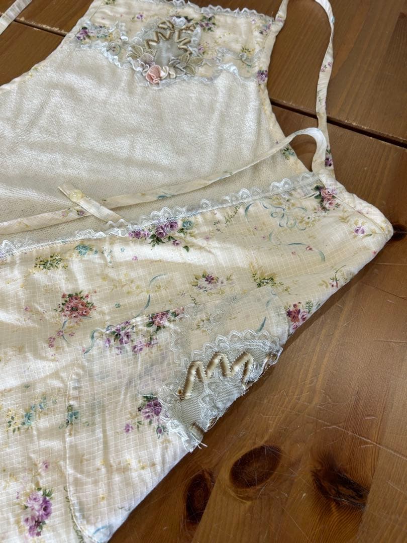 未使用さえらアキアカネ裏表リバーシブル☆レアレースフリルエプロン超可愛い素敵上品