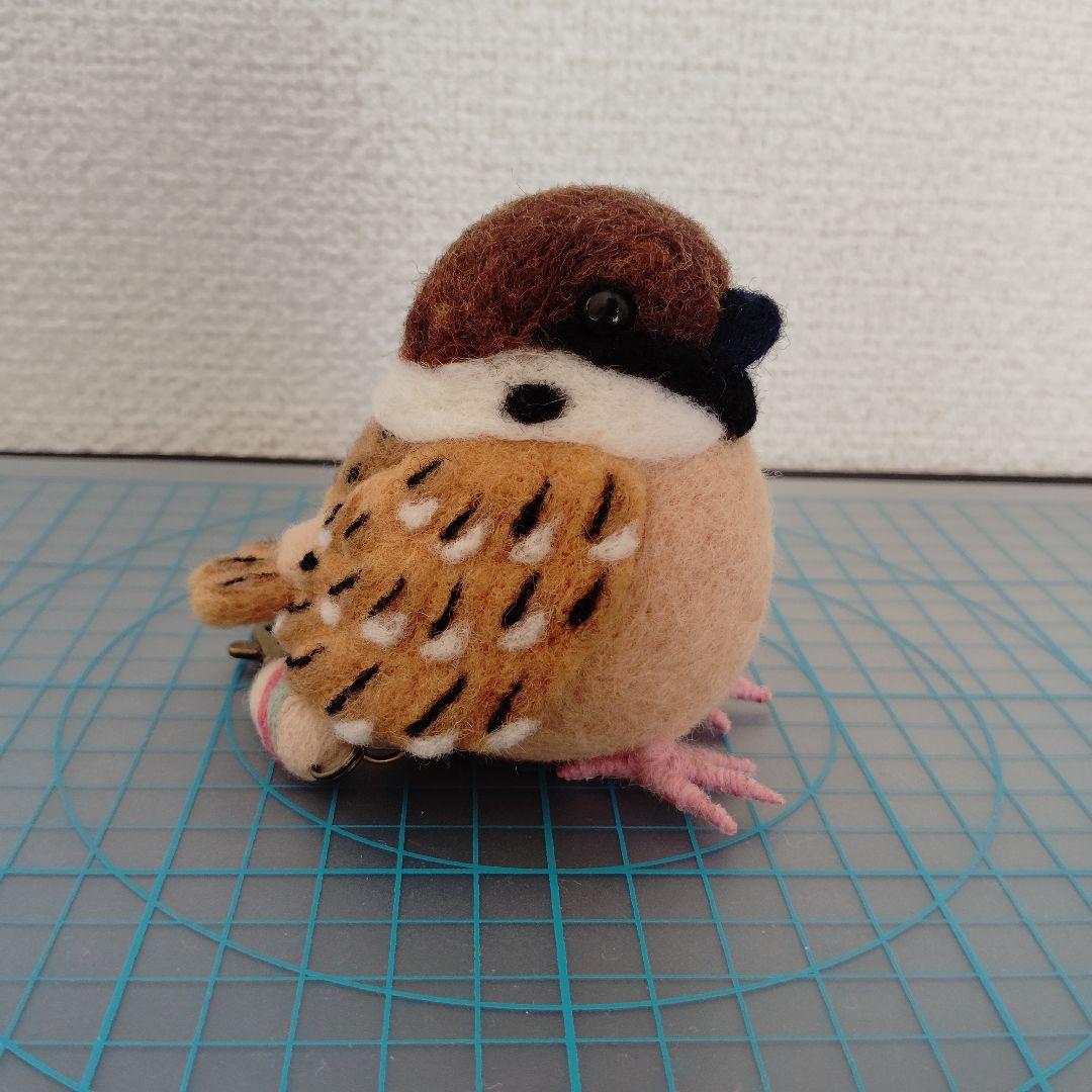 羊毛フェルト　がま口ホルダー　ハンドメイド