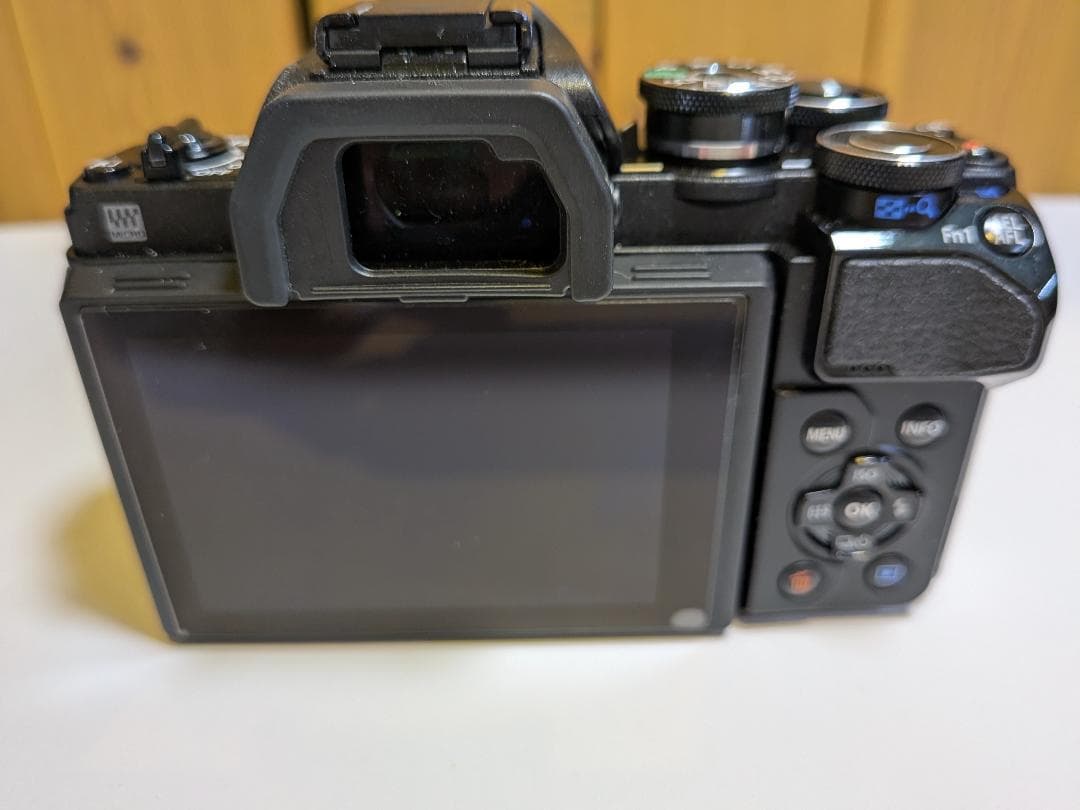 OLYMPUS OM-D E-M10 Mark3 EZダブルズームキット+おまけ