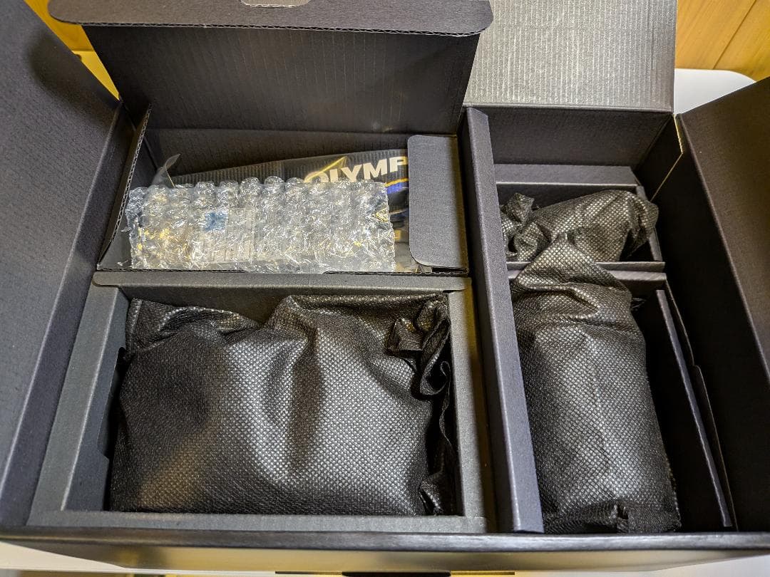 OLYMPUS OM-D E-M10 Mark3 EZダブルズームキット+おまけ