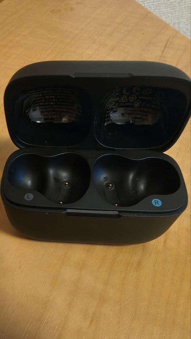 Anker Soundcore Life P2 イヤホン L、R　充電器ケース