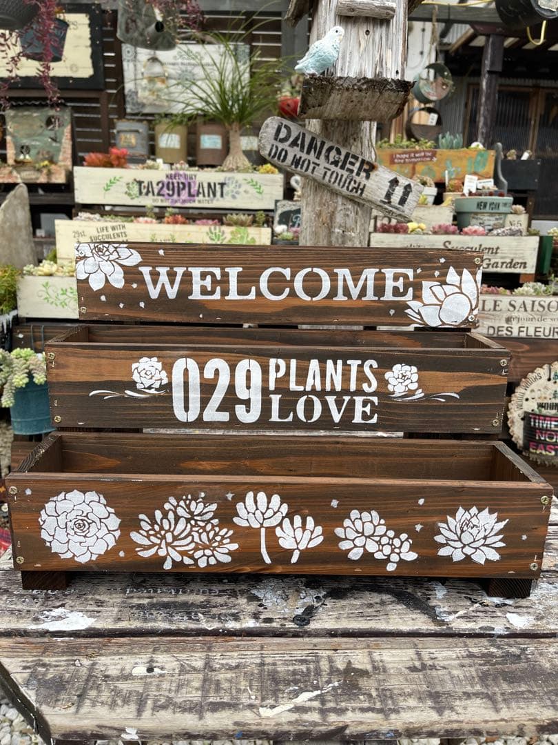 ゆず様　ガーデンプランター GP-1と３段雛壇プランター SP-1