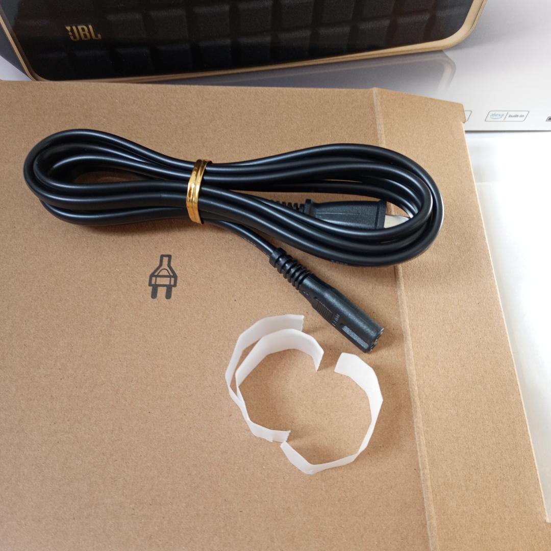 JBL AUTHENTICS 300 Bluetoothスピーカー