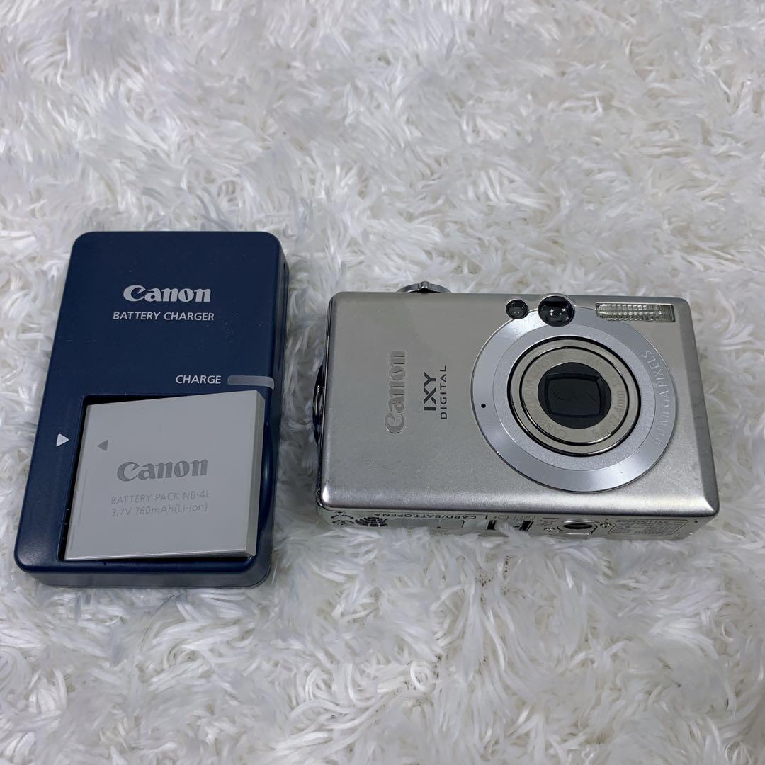 Canon IXY DIGITAL 70 キャノン　コンパクトデジタルカメラ