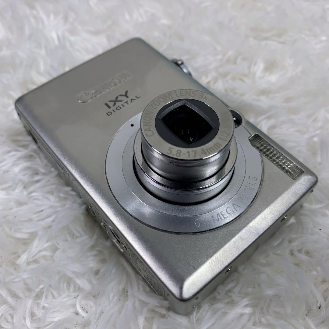 Canon IXY DIGITAL 70 キャノン　コンパクトデジタルカメラ
