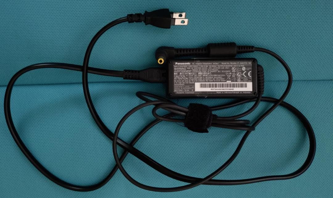 ＃９ パナソニック レッツノート i5 8G SSD256GB Office