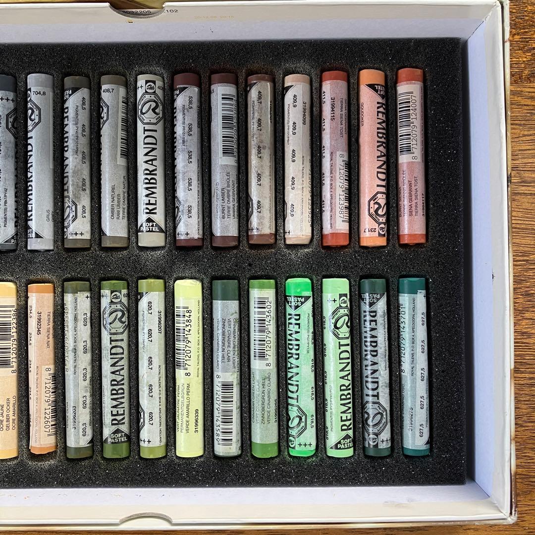 REMBRANDT 60 Soft Pastels 風景画用
