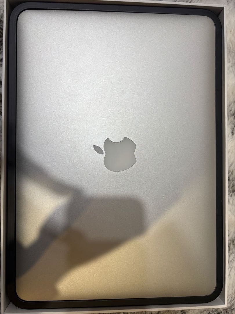MacBookPro 2015 13インチ16GB Corei7 1TB