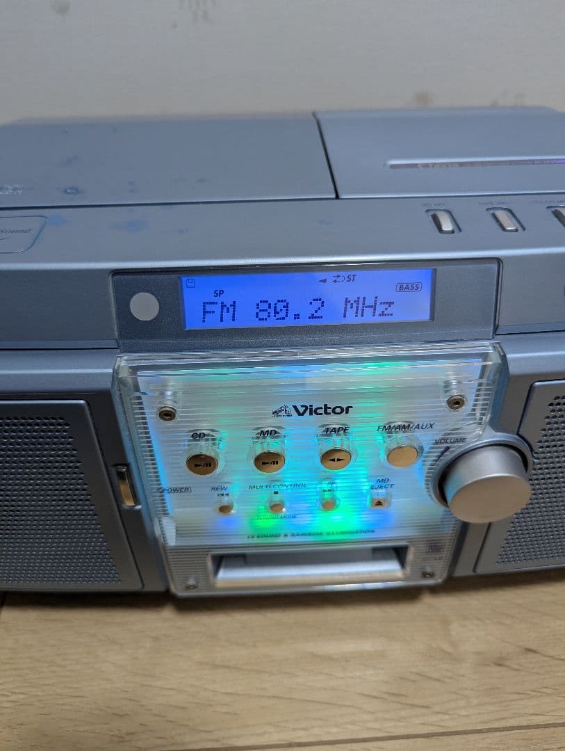 Victorビクタ CD/MDポータブルシステムRC-ZX25MD-A 　コンポ