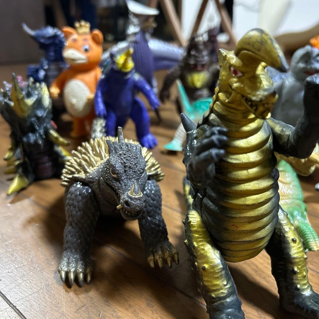 ウルトラ怪獣　BANDAI フィギュア