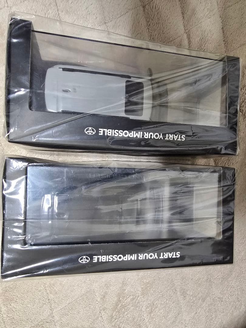 1/30 トヨタ カラーサンプル ランドクルーザー250 訳あり2台セット 角目