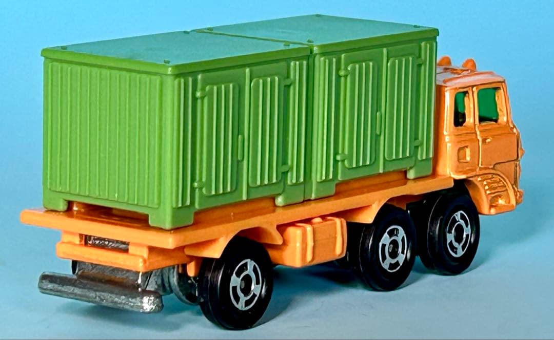 トミカ黒箱 90 フソウ コンテナ トランスポーター