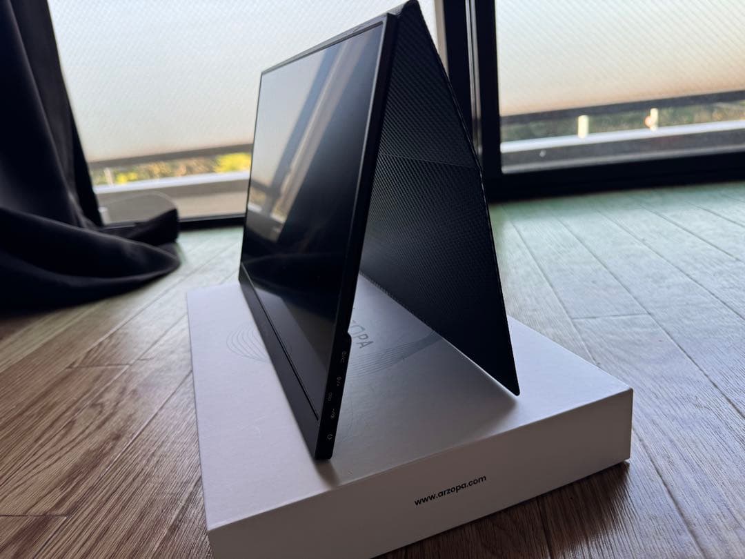 ARZOPA 15.6インチ モニター 本体 4K