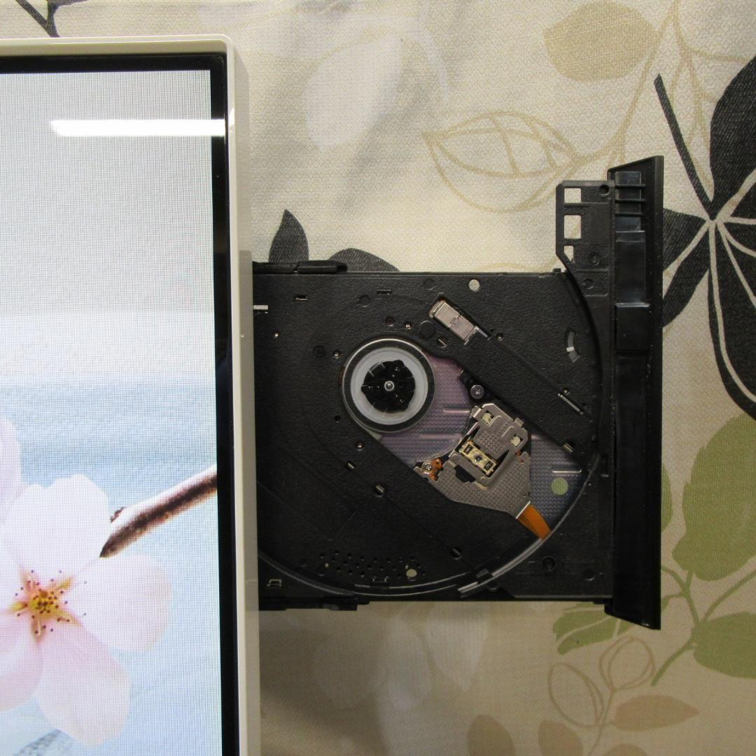 Win11公式対応8世代i7/メ8G/新品SSD/地デジBSCS/無線/カメラ