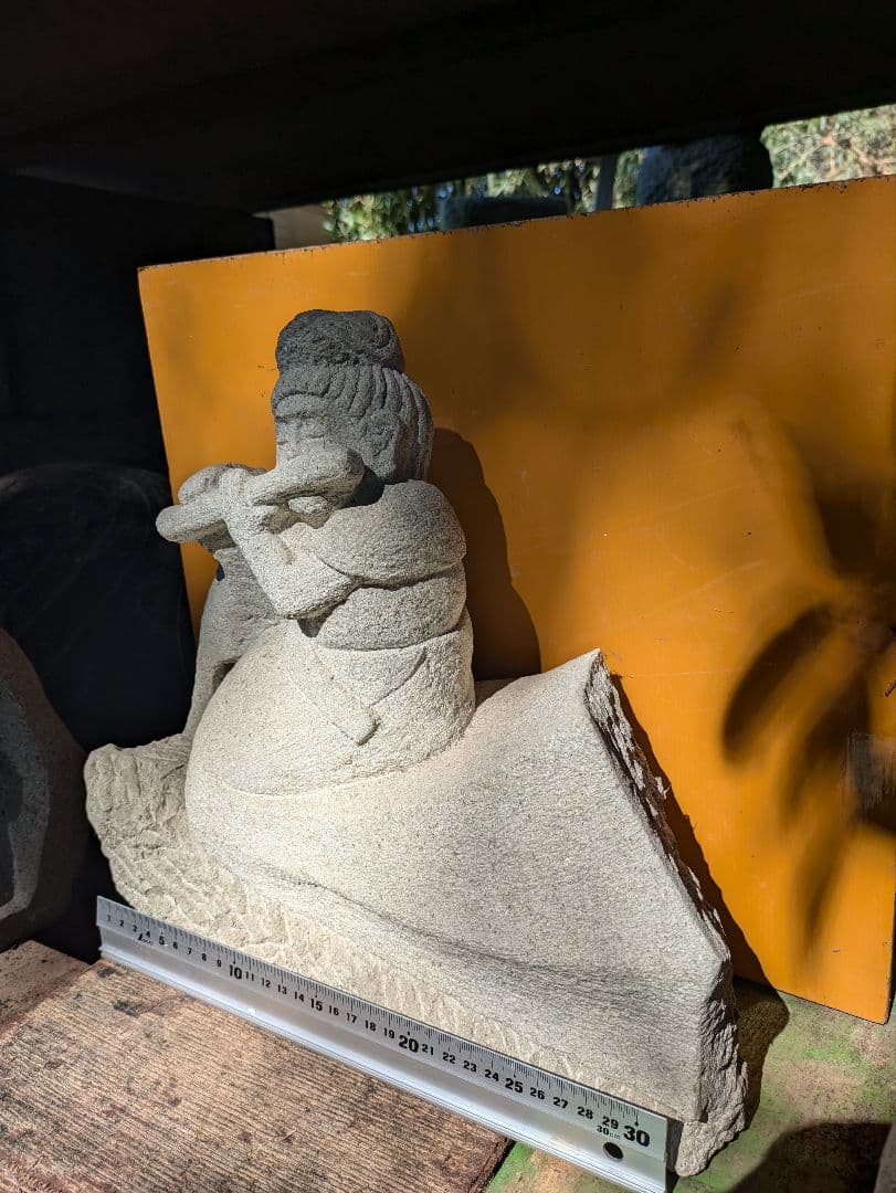 石仏、雲中菩薩、笛吹く菩薩、倉田辰彦作