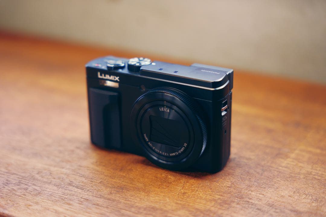 【美品】パナソニック Panasonic LUMIX DC-TZ95D