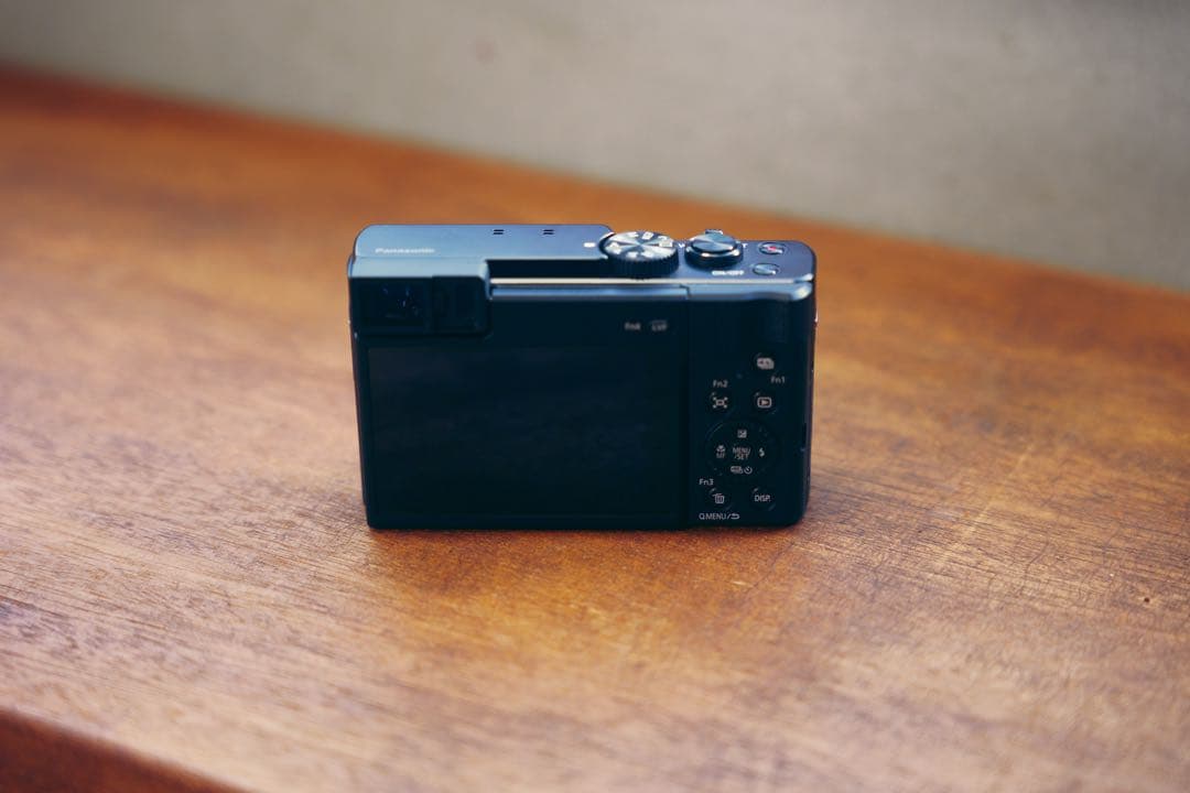 【美品】パナソニック Panasonic LUMIX DC-TZ95D