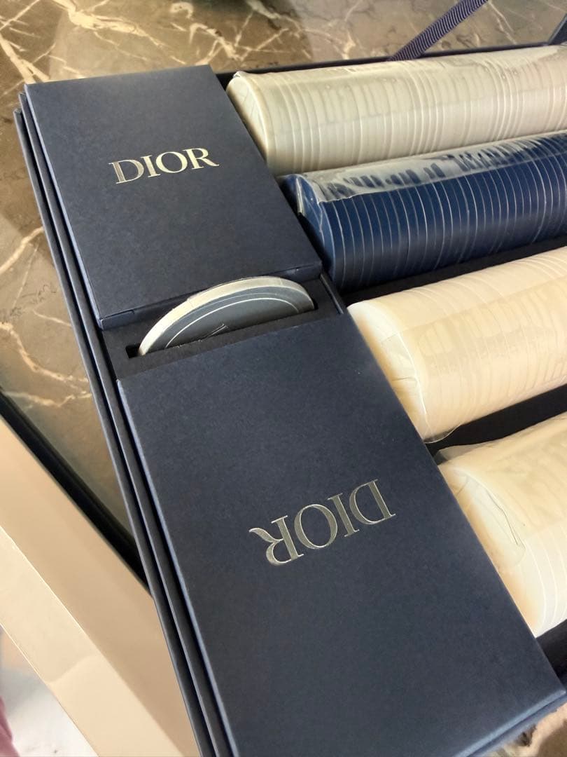 Dior トランプ　オブジェ