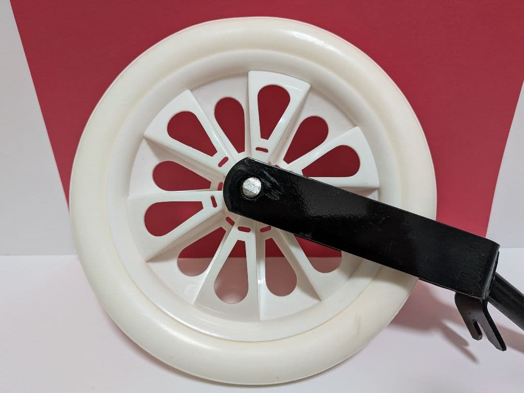 ホンダ「こまめちゃん。」耕運機　純正移動輪　レトロ（初期型！）新品ロックピン付！