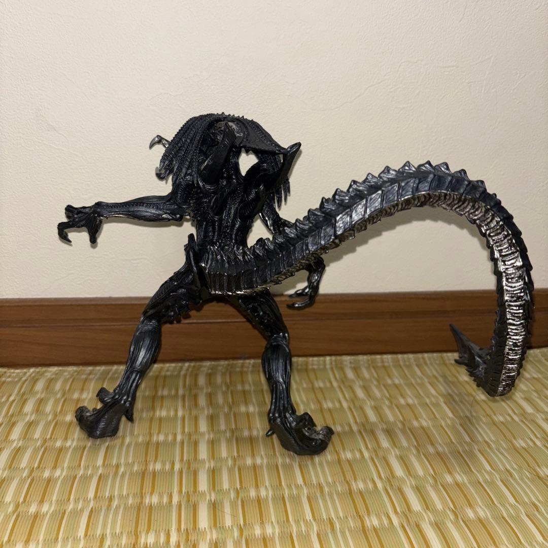 エイリアンフィギュア ブラック アクションフィギュア