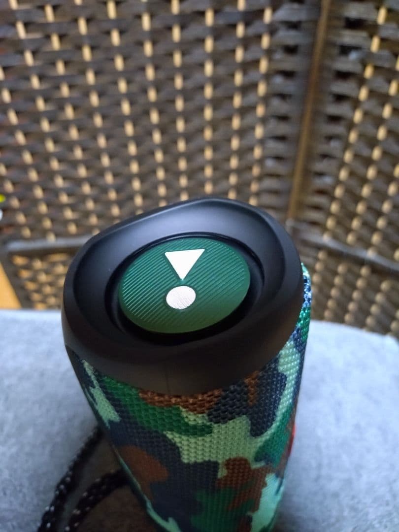 JBL FLIP5 迷彩 Bluetooth スピーカー