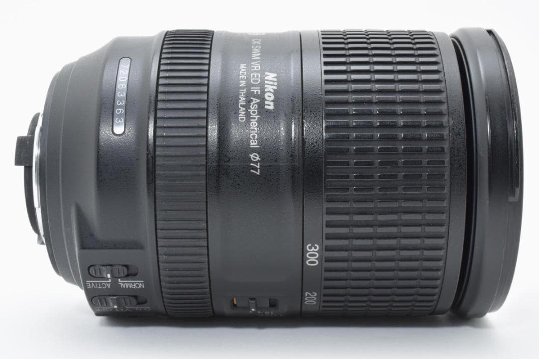 ニコン Nikon AF-S DX NIKKOR 18-300mm 4621